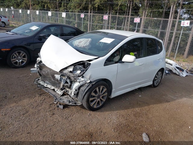 2012 HONDA FIT SPORT VIN: JHMGE8H57CC015532
