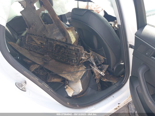 WAUANAF40HN026227 Audi A4 PREMIUM