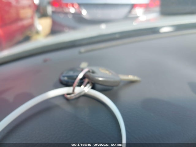 2003 LEXUS ES 300 VIN: JTHBF30G530138237