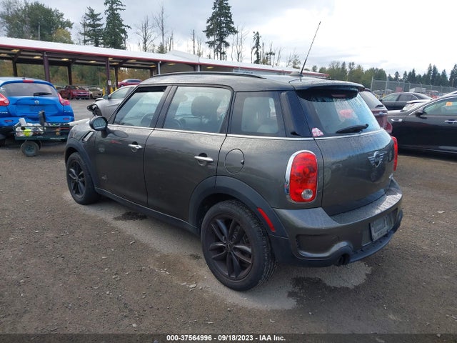 2011 MINI COOPER COUNTRYMAN WMWZC5C51BWL53556 Photo 2