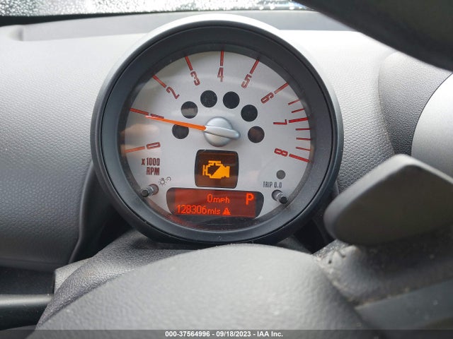 2011 MINI COOPER COUNTRYMAN WMWZC5C51BWL53556 Photo 6