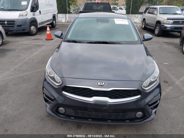 3KPF24AD9ME401296 KIA Forte Lxs