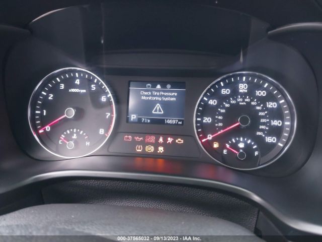 3KPF24AD9ME401296 KIA Forte Lxs