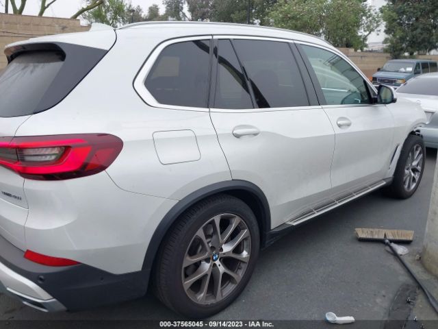 5UXCR4C08M9G33712 BMW X5 Sdrive40i