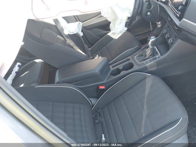 3VWBM7BU9PM017647 Volkswagen Jetta Sport