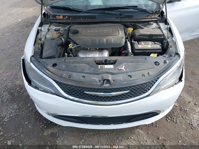 Chrysler 200 C 2015 1C3CCCCB2FN618973 Image 16