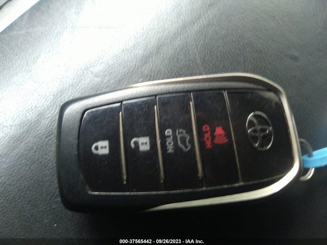 2019 Toyota Land Cruiser, VIN: JTMCY7AJ9K4076852