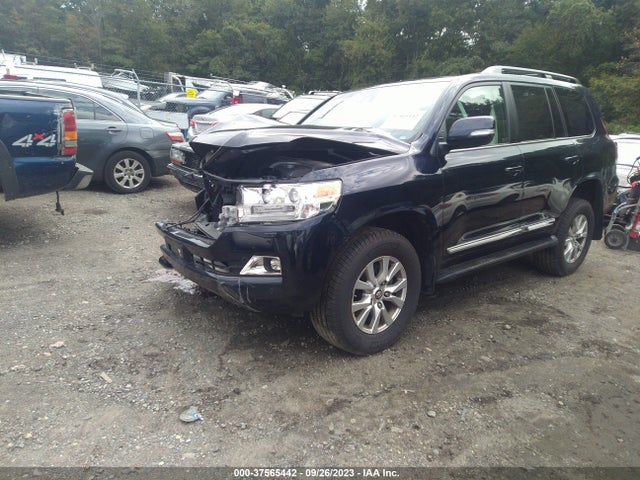 2019 Toyota Land Cruiser, VIN: JTMCY7AJ9K4076852