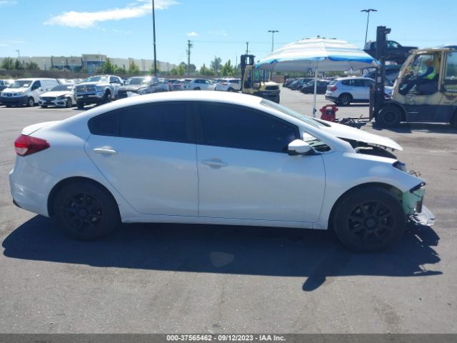 3KPFL4A7XHE118323 KIA FORTE LX