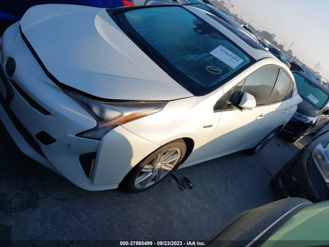 Toyota Prius Four 2016 JTDKARFU3G3028551 Image 2