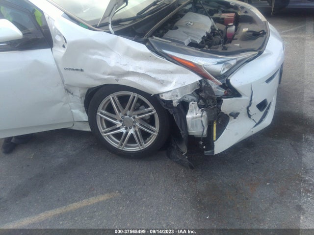 Toyota Prius Four 2016 JTDKARFU3G3028551 Image 6