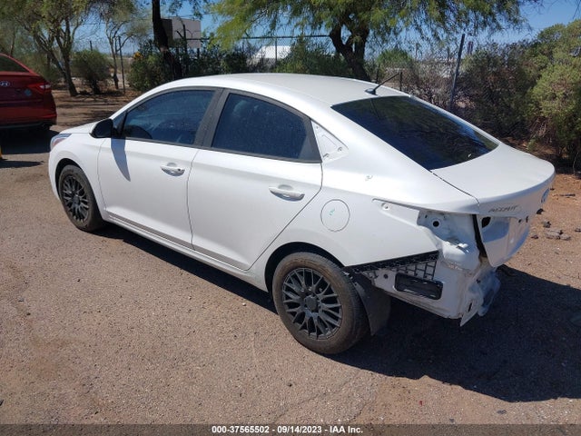 Hyundai ACCENT SE 2018 3KPC24A34JE017965 Image 3