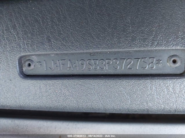 2003 JEEP WRANGLER SPORT VIN: 1J4FA49S83P372758