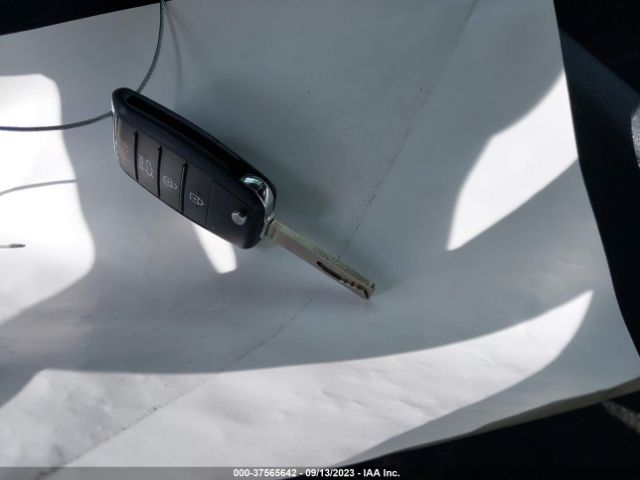 5XXGT4L37JG206886 KIA Optima S