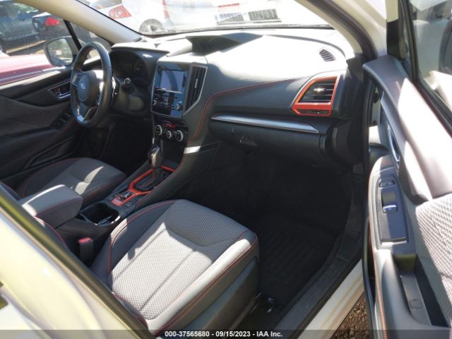 JF2SKAJC2KH427882 Subaru Forester Sport