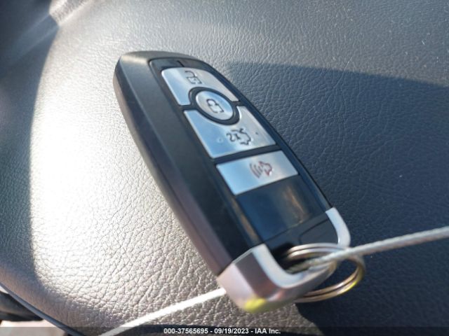 3FA6P0LU7JR133351 Ford Fusion Hybrid Se