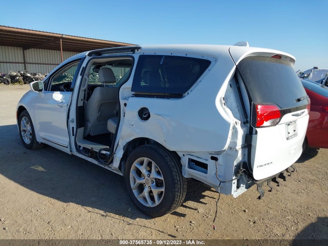 2C4RC1BGXHR609841 Chrysler Pacifica Touring-l