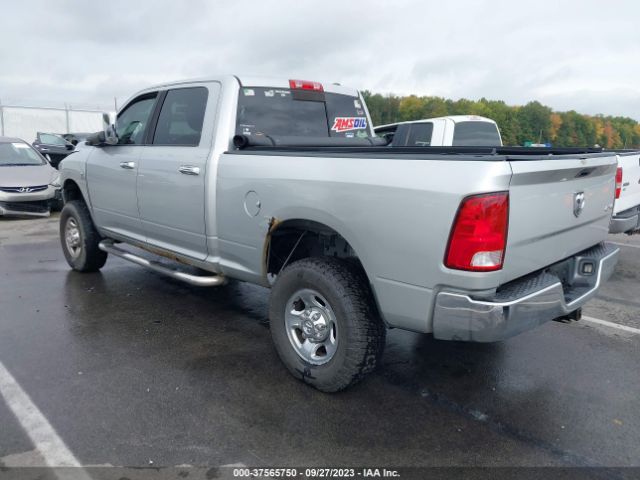 2011 RAM 2500 3D7UT2CL8BG599759 Photo 2