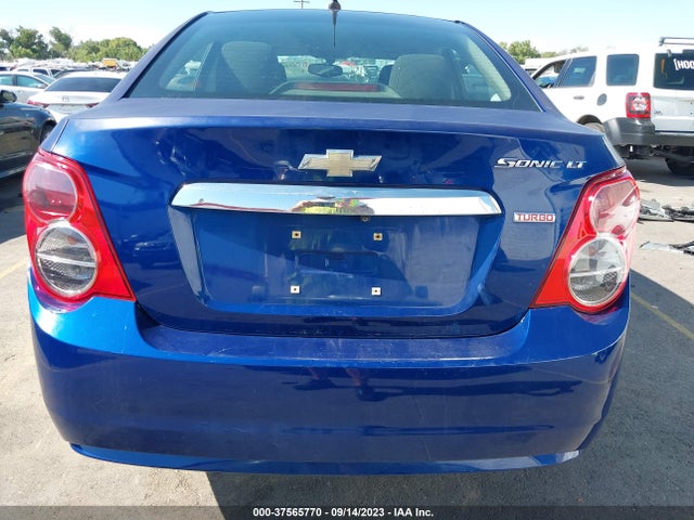 Chevrolet SONIC LT 2014 1G1JC5SB7E4224849 Image 15