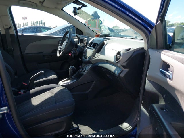 Chevrolet SONIC LT 2014 1G1JC5SB7E4224849 Image 5