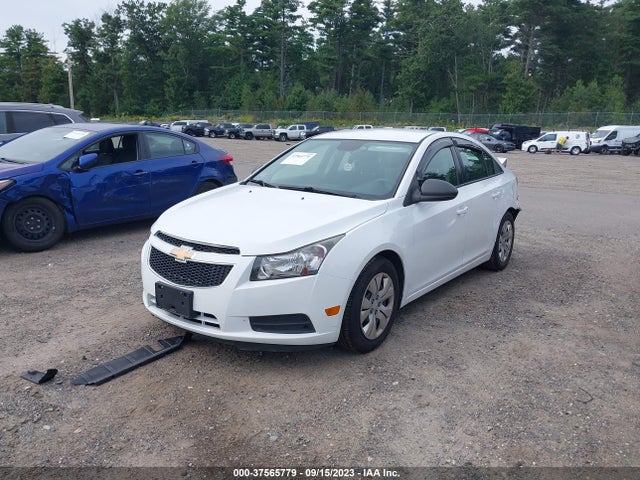 Chevrolet CRUZE LS 2014 1G1PA5SG0E7434476 Image 2