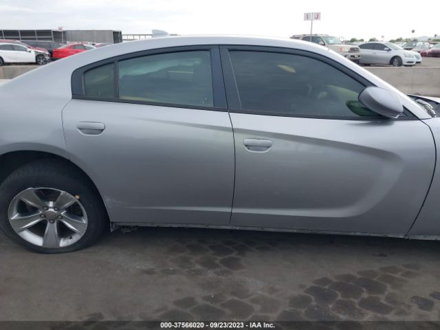 2C3CDXHG0JH176771 Dodge Charger Sxt Plus Rwd