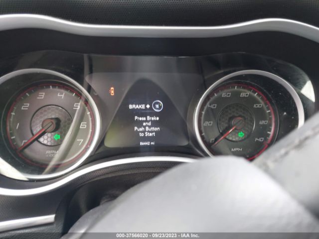 2C3CDXHG0JH176771 Dodge Charger Sxt Plus Rwd