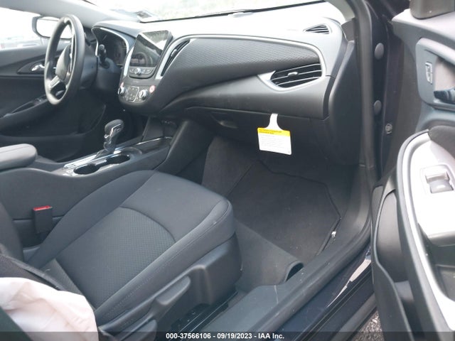 Chevrolet MALIBU LT 2023 1G1ZD5ST8PF243717 Image 5