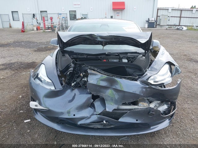 Tesla Model 3 Long Range/performance 2019 5YJ3E1EB4KF209664 Image 12