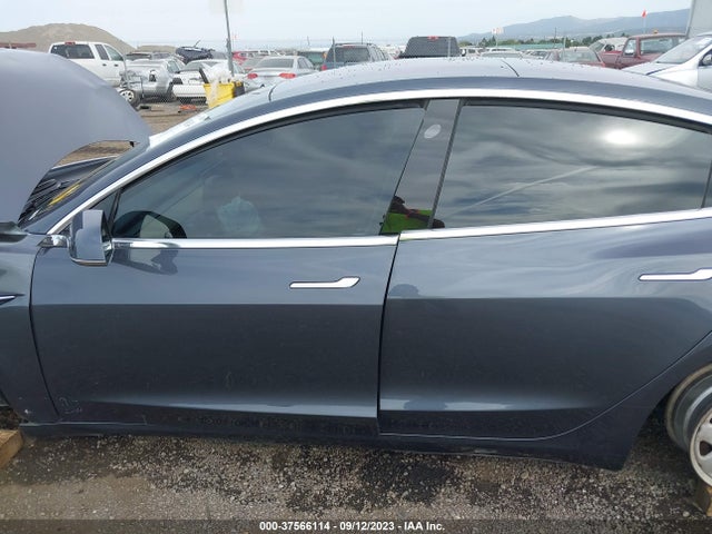 Tesla Model 3 Long Range/performance 2019 5YJ3E1EB4KF209664 Image 14