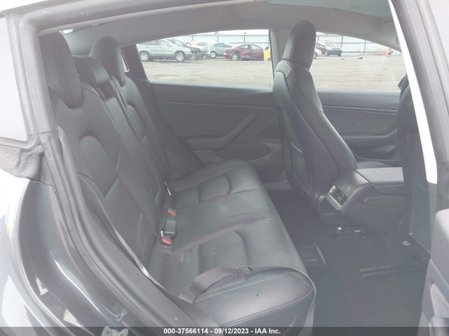Tesla Model 3 Long Range/performance 2019 5YJ3E1EB4KF209664 Image 8