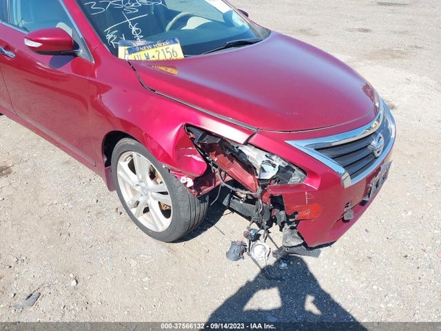 2013 NISSAN ALTIMA VIN: 1N4BL3AP5DC200279