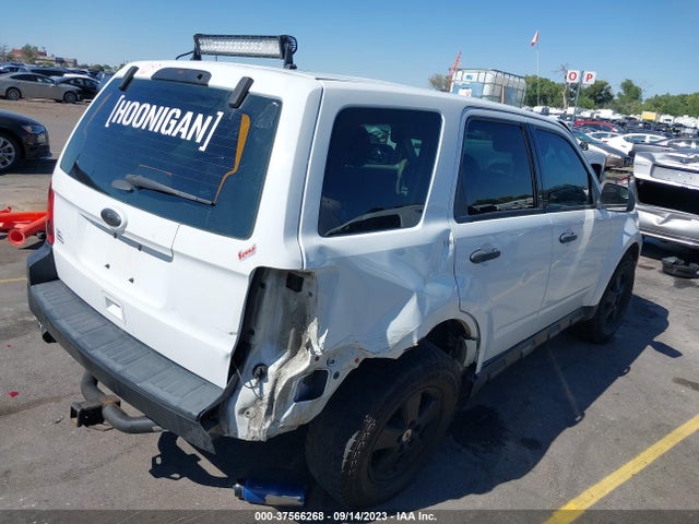 2011 FORD ESCAPE XLS VIN: 1FMCU0C70BKC65692