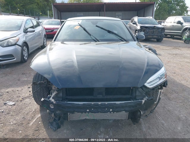 WAUSNAF58JA104439 Audi A5 Coupe Premium