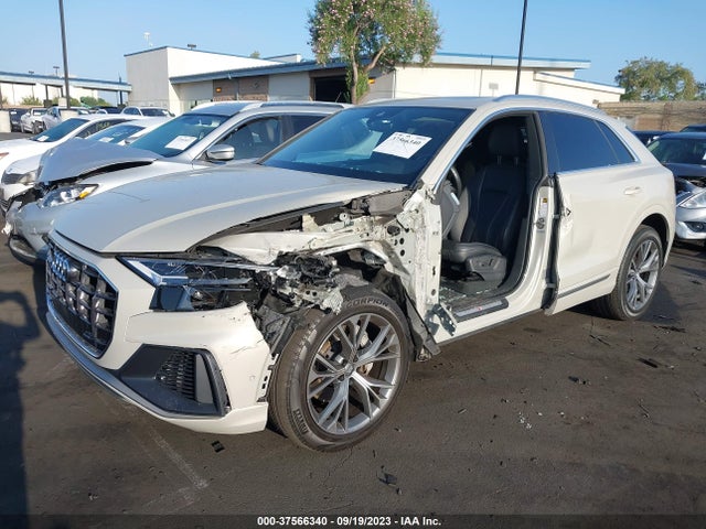 WA1EVAF19MD002089 Audi Q8 Premium Plus