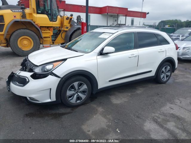 KNDCC3LC6H5040416 KIA NIRO EX