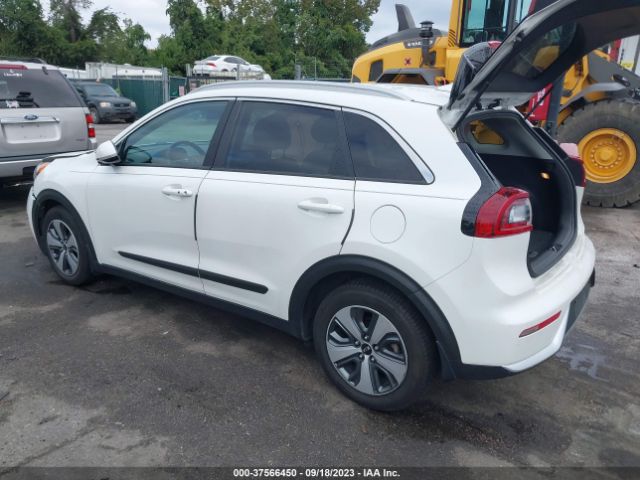 KNDCC3LC6H5040416 KIA NIRO EX