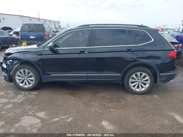 2018 VOLKSWAGEN TIGUAN SEL/SE VIN: 3VV3B7AX1JM097687