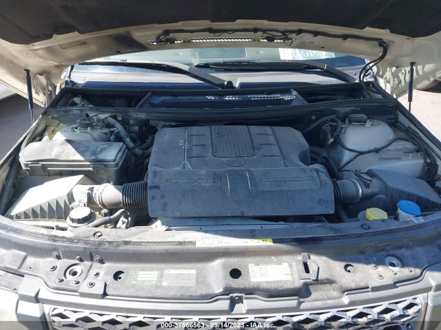 37566563 :رقم المزاد ، SALMF1D47AA307821 vin ، 2010 Land Rover Range Rover Hse Lux مزاد بيع