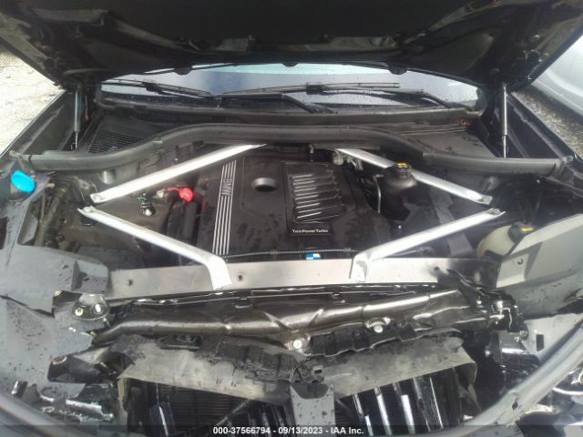 5UXCW2C50KL086943 BMW X7 Xdrive40i
