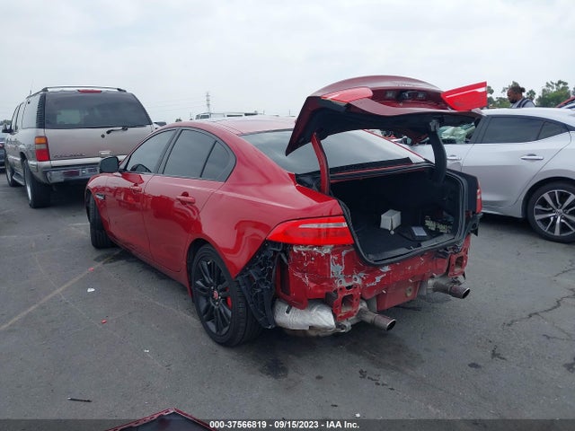 2017 JAGUAR XE SAJAE4BG2HA964842 Photo 2