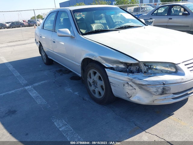 1999 TOYOTA CAMRY LE/XLE VIN: JT2BF28K0X0147026