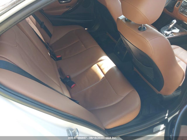 BMW 3 Series 328i 2014 WBA3A5G59ENP33647 Image 8