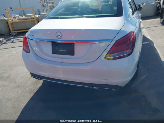 55SWF4JB1HU195991 Mercedes-Benz C-class C 300