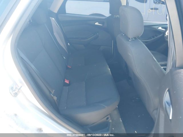 1FADP3F21GL319638 Ford FOCUS SE