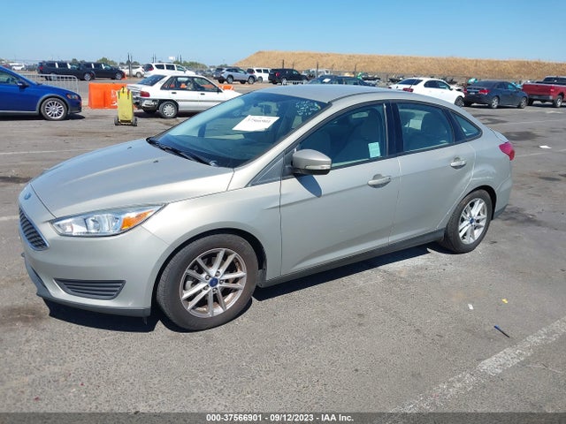 Ford FOCUS SE 2016 1FADP3F24GL282553 Image 2