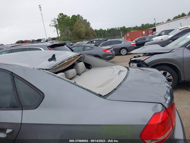 1VWAS7A33FC007190 Volkswagen Passat 1.8t Wolfsburg Ed
