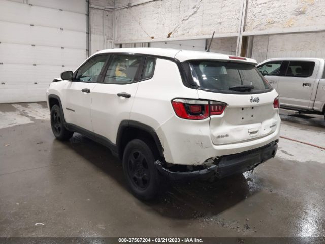 3C4NJDAB8HT647075 Jeep Compass Sport