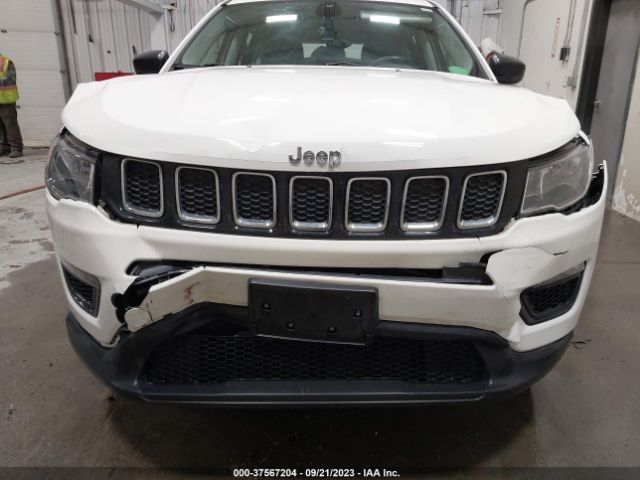 3C4NJDAB8HT647075 Jeep Compass Sport