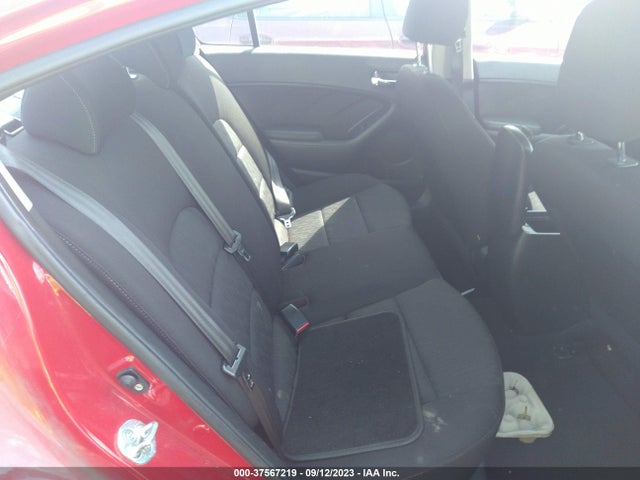 2016 KIA FORTE LX VIN: KNAFK4A65G5558869